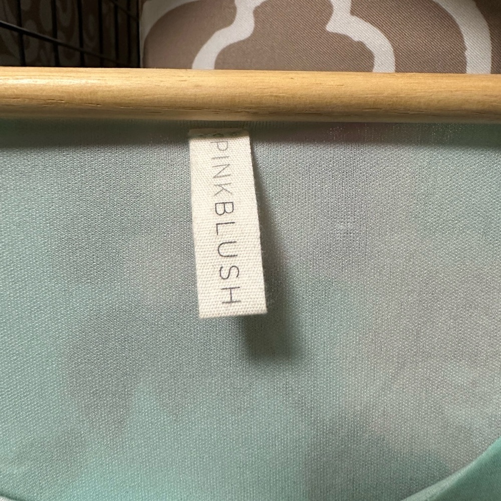 PinkBlush green maternity dress 2xl - Picture 4 of 4